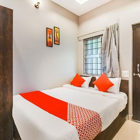 Oyo 60726 Hotel Vrindavan บิลาสปูร์ ภายนอก รูปภาพ