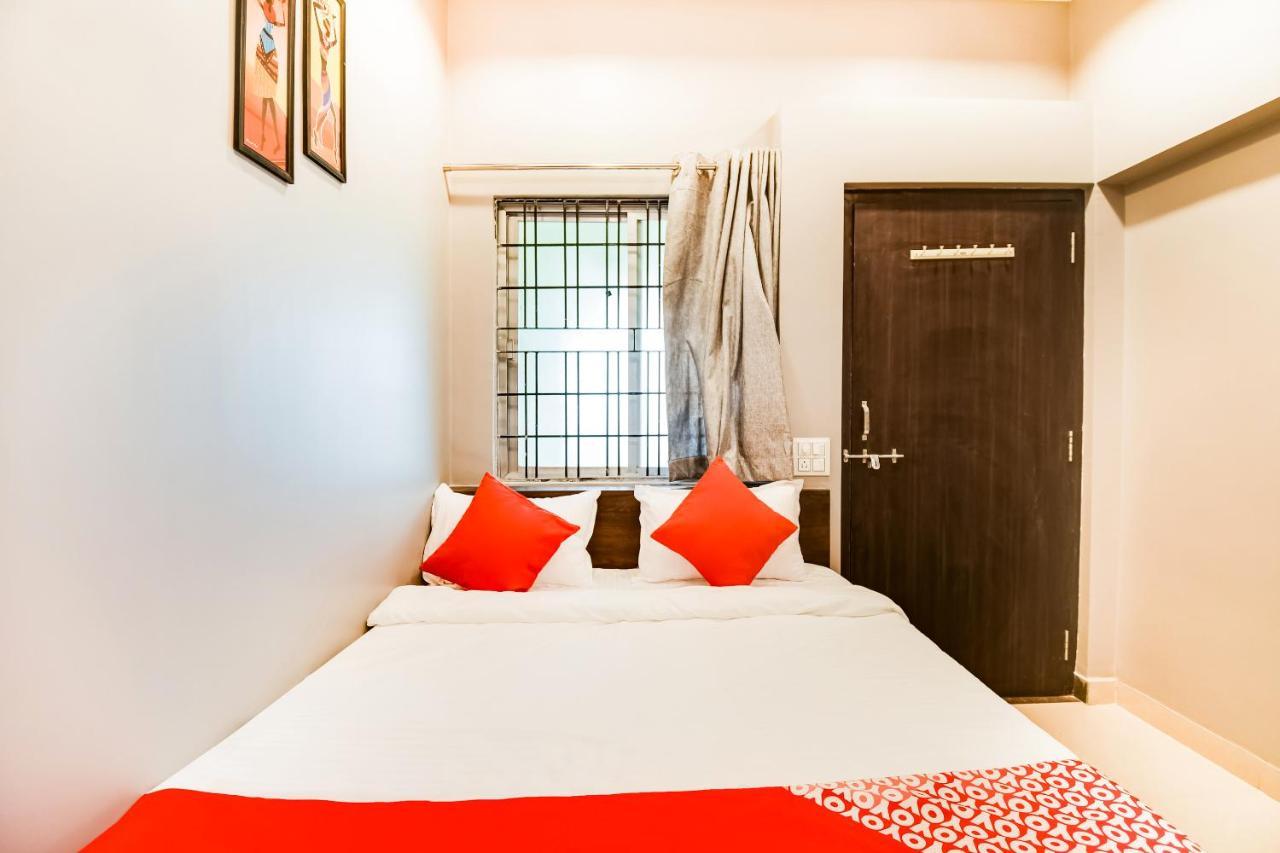 Oyo 60726 Hotel Vrindavan บิลาสปูร์ ภายนอก รูปภาพ